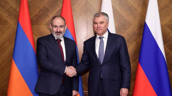 Նիկոլ Փաշինյանն ու Վյաչեսլավ Վոլոդինը - Sputnik Արմենիա