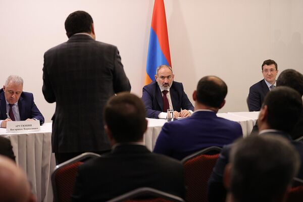 Վարչապետ Նիկոլ Փաշինյանը հանդիպել է հայ համայնքի ներկայացուցիչների հետ (20 ապրիլի, 2022թ). Նիժնի Նովգորոդ - Sputnik Արմենիա