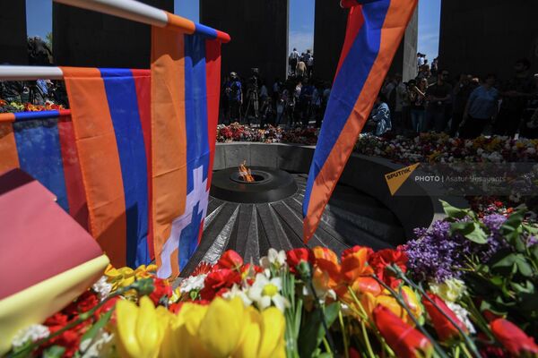 Флаги Армении и Арцаха  - Sputnik Армения