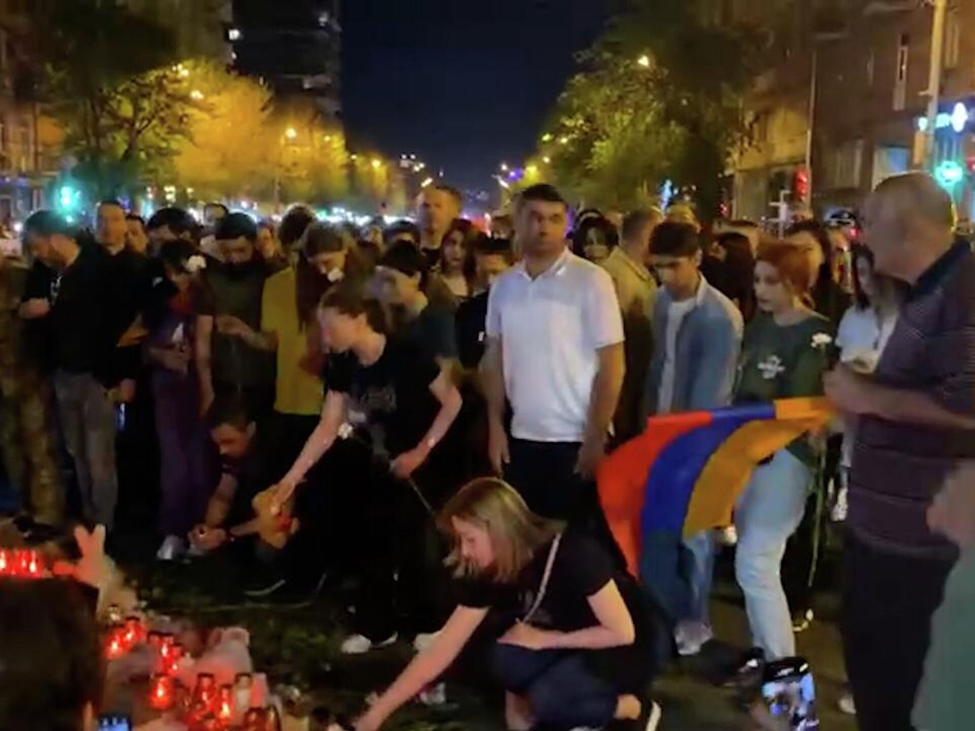Сбить беременную