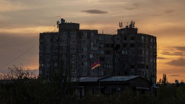 Բազմաբնակարան շենք Երևանում - Sputnik Արմենիա