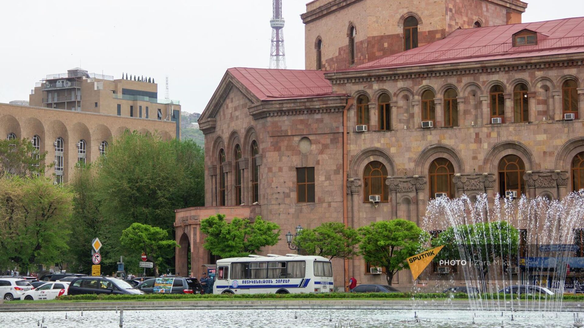 Здание Министерства финансов на площади Республики - Sputnik Армения, 1920, 01.09.2022