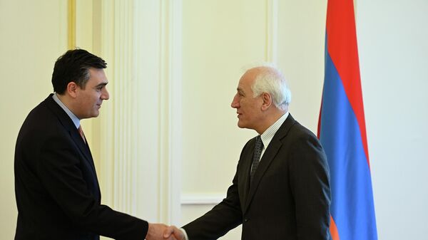 Վահագն Խաչատուրյանն ընդունել է Վրաստանի արտաքին գործերի նախարար Իլյա Դարչիաշվիլիին - Sputnik Արմենիա