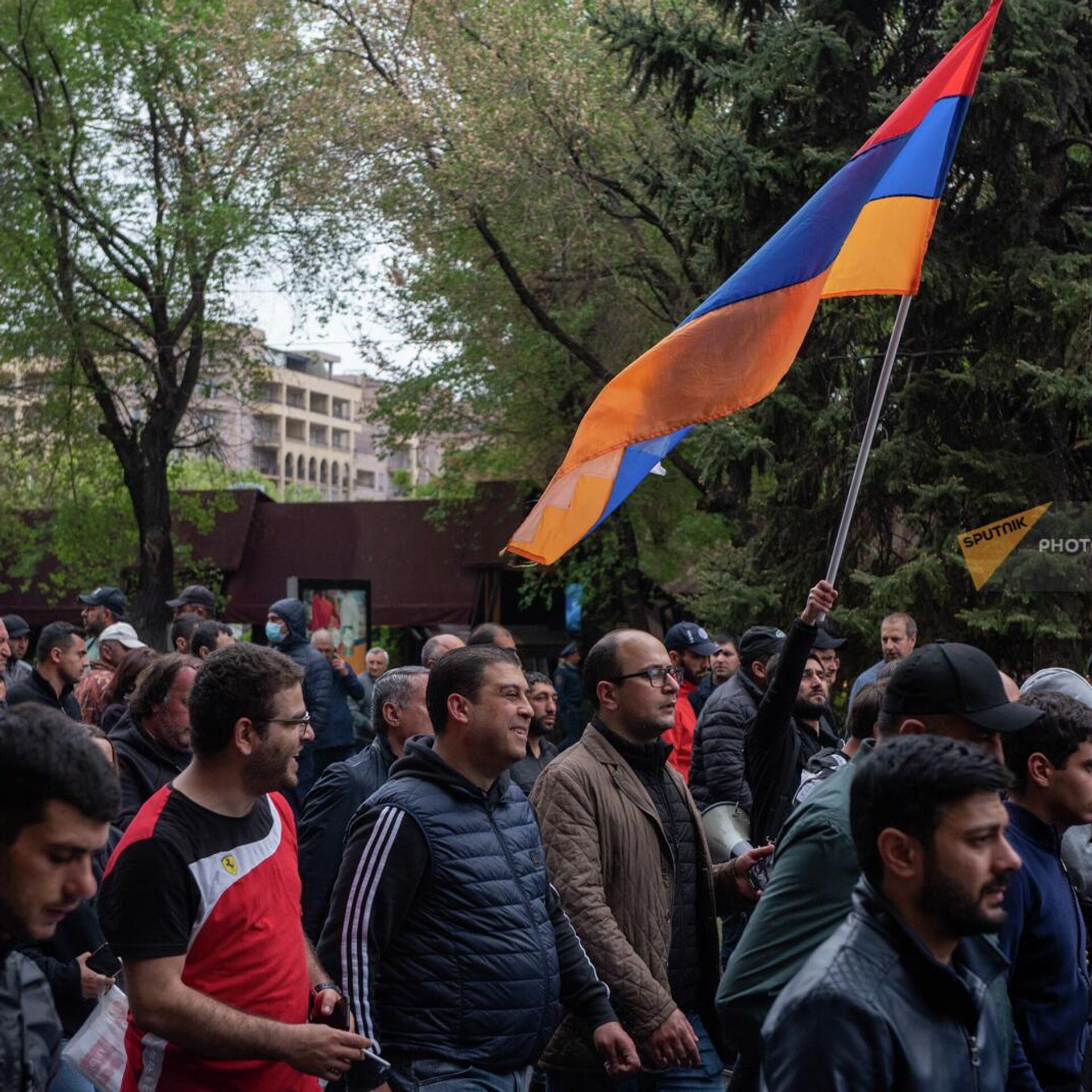 Армения новости канала. Протесты в Армении против России. Протесты в Армении. Айастан оппозиция. Протесты в Армении сегодня.