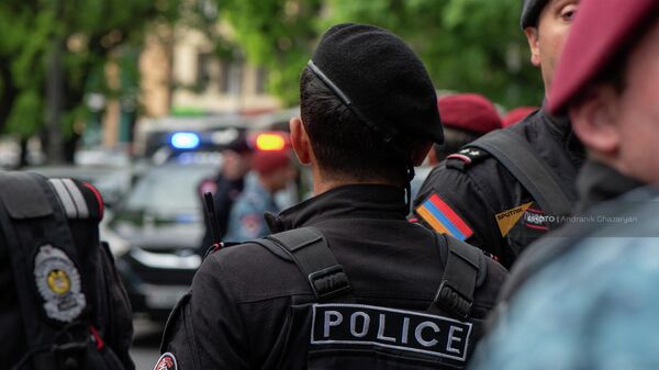 Полиция на улице Сарьяна (3 мая 2022). Еревaн - Sputnik Армения