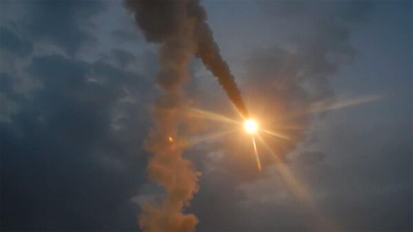 Минобороны РФ показало пуск ракет Оникс по военным объектам ВСУ - Sputnik Армения