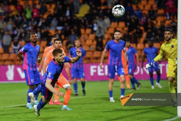 Финальный матч Kубка Армении по футболу между командами Нораванк-Урарту (08 мая 2022). Еревaн - Sputnik Армения