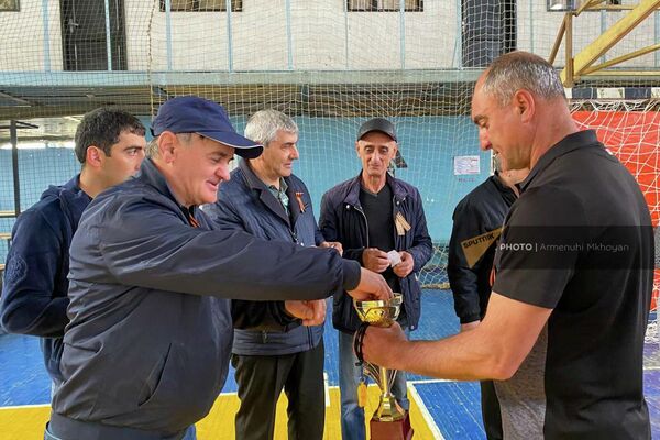 Футбольное состязание среди школьников на приз Романа Березовского в Гюмри - Sputnik Армения