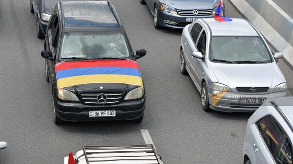 Автопробег оппозиционного движения Сопротивление (12 мая 2022). Еревaн - Sputnik Армения
