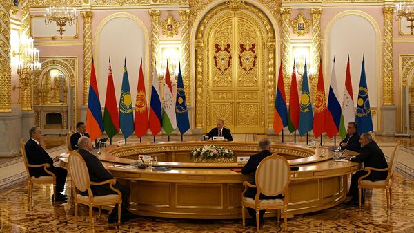 Встреча лидеров государств - членов ОДКБ (16 мая 2022). Москвa - Sputnik Армения