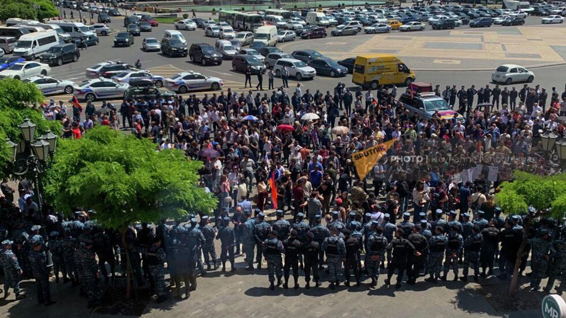 Потерянная армения. Протесты в Ереване. Протесты в Армении 2022. Протесты против 102 Военная базы в Армении. Армения сейчас.