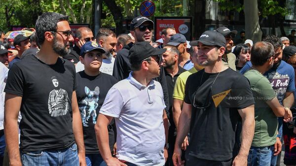 Оппозиция стартовала шествие по проспекту Саят-Нова (31 мая 2022). Еревaн - Sputnik Армения