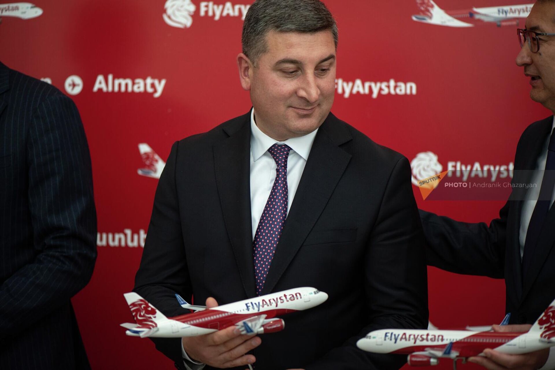 В аэропорту Звартноц приземлился первый рейс авиакомпании FlyArystan (2 июня 2022). Еревaн - Sputnik Արմենիա, 1920, 02.06.2022