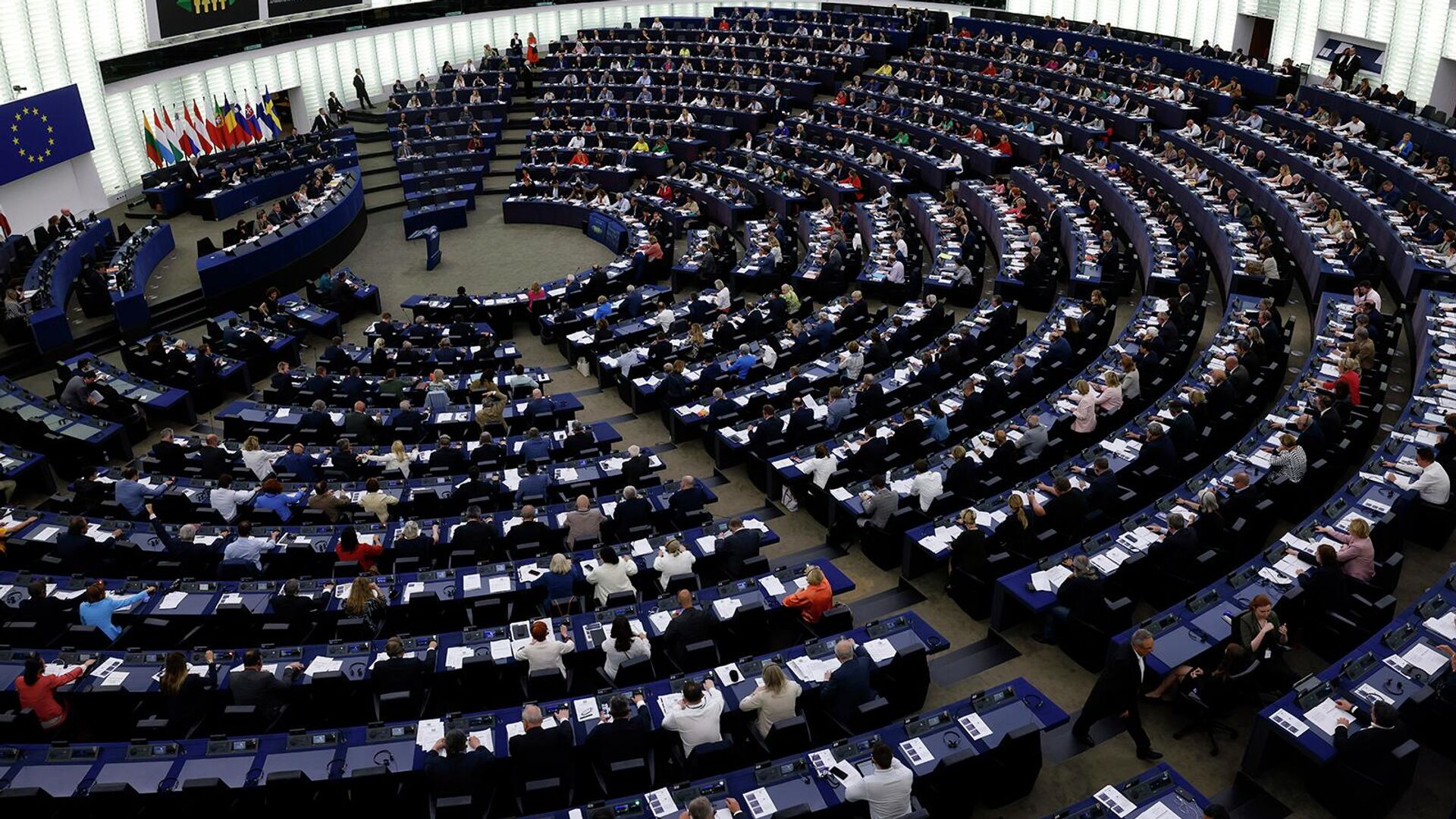 Голосование за планы по сокращению выбросов углерода в Европейском парламенте (8 июня 2022). Страсбург - Sputnik Армения, 1920, 15.03.2023
