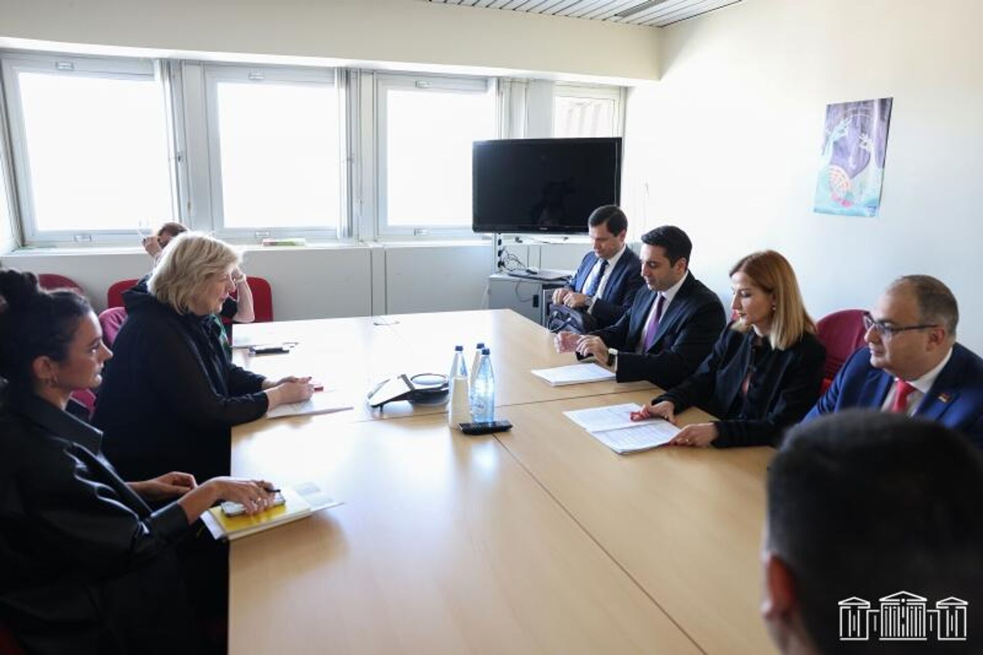 Председатель НС Ален Симонян встретился с Комиссаром СЕ по правам человека Дуней Миятович (11 июня 2022). Страсбург - Sputnik Армения, 1920, 11.06.2022