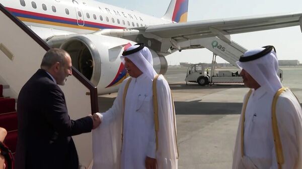 Премьер-министр Пашинян с официальным визитом прибыл в Государство Катар - Sputnik Армения