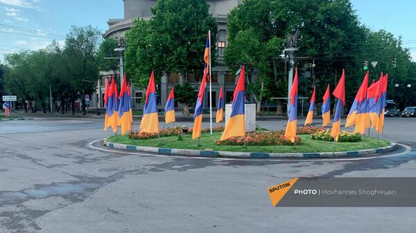 Площадь Франции свободна от палаток и доступна для проезда (15 июня 2022). Еревaн - Sputnik Армения
