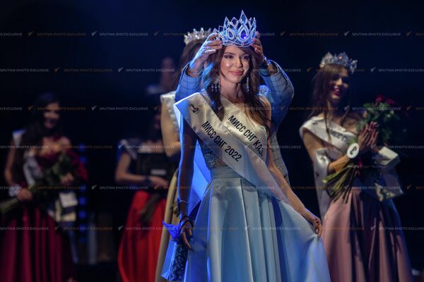 Победительница конкурса &quot;Мисс СНГ 2022&quot; Диана Перханова из Казахстана - Sputnik Армения