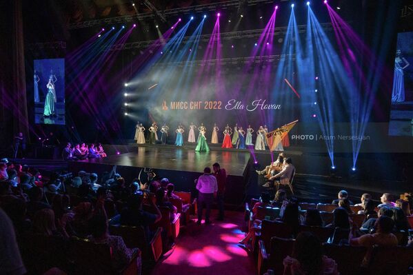 Финал конкурса красоты &quot;Мисс СНГ 2022&quot; в Ереване - Sputnik Армения