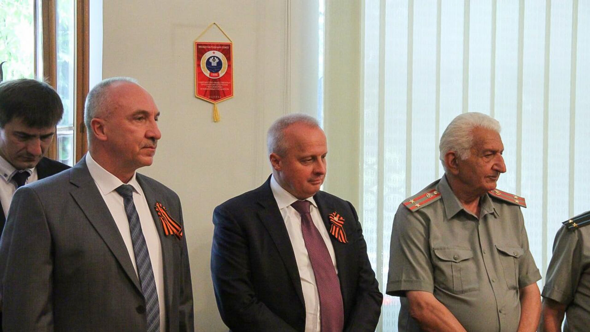 ՌԴ և Բելառուսի դեսպաններ Սերգեյ Կոպիրկինն ու Ալեքսանդր Կոնյուկը հանդիպել են Հայրենական մեծ պատերազմի վետերանների հետ - Sputnik Արմենիա, 1920, 22.06.2022
