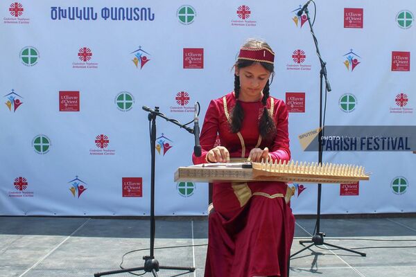 «Արի՛ գյուղ» ծխական փառատոն՝ Փանիկում «Արի՛ գյուղ» ծխական փառատոն՝ Փանիկում - Sputnik Արմենիա