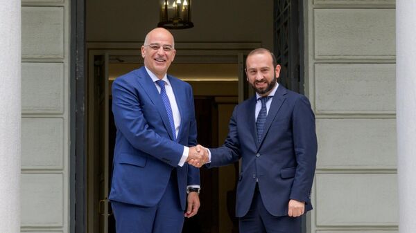 Նիկոս Դենդիասն ու Արարատ Միրզոյանը - Sputnik Արմենիա
