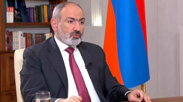 Премьер-министр Никол Пашинян во время онлайн пресс-конференции (27 июня 2022). Еревaн - Sputnik Армения