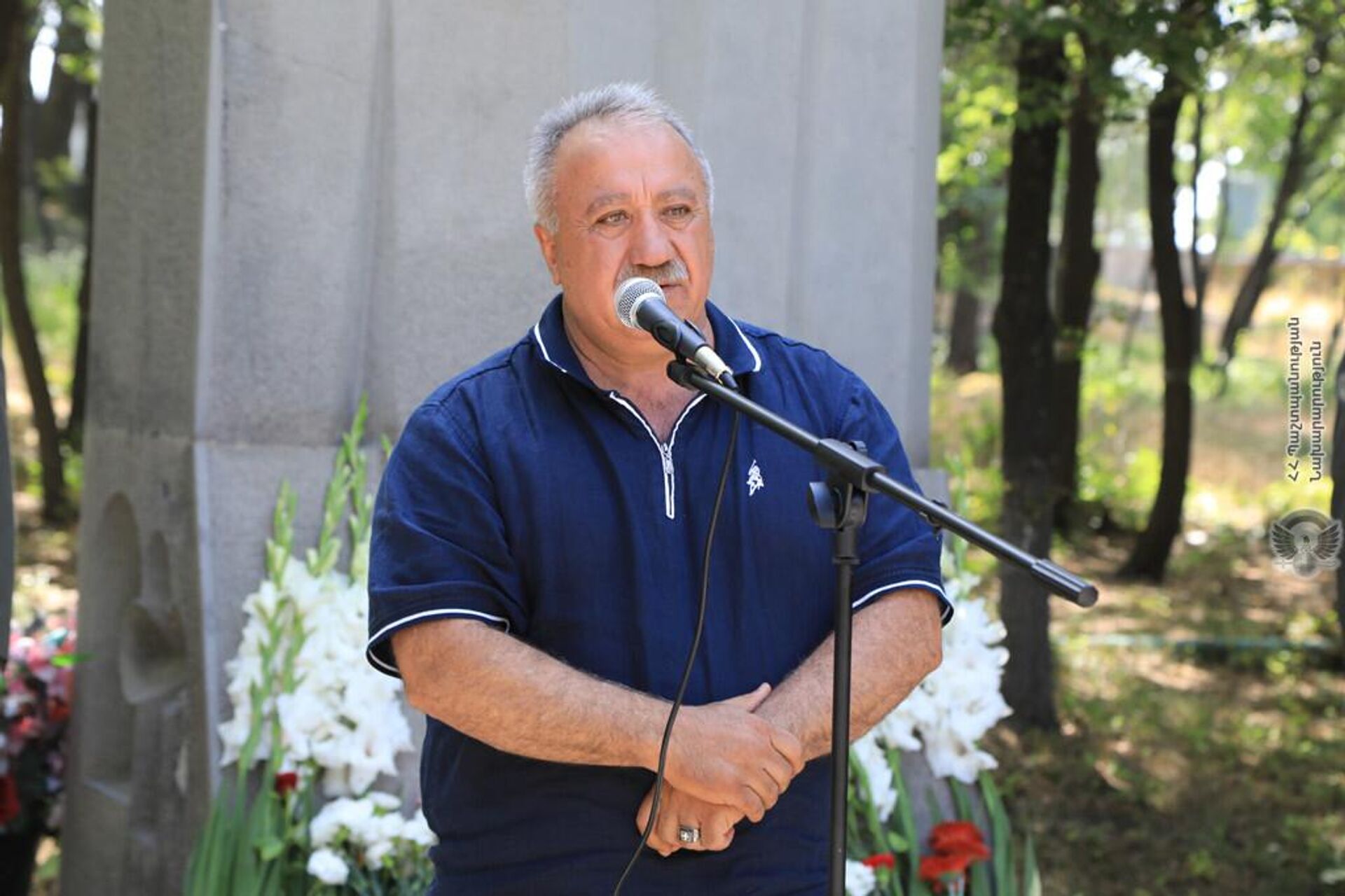 Родственники, боевые товарищи без вести пропавших, представители общественных организаций и военные посетили военный пантеон Ераблур (29 июня 2022). Еревaн - Sputnik Արմենիա, 1920, 29.06.2022