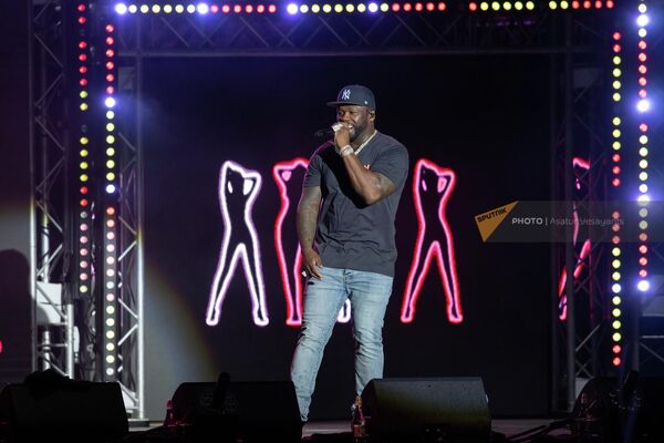 Концерт американского репера 50 Cent на стадионе Раздан Концерт американского репера 50 Cent на стадионе Раздан - Sputnik Армения
