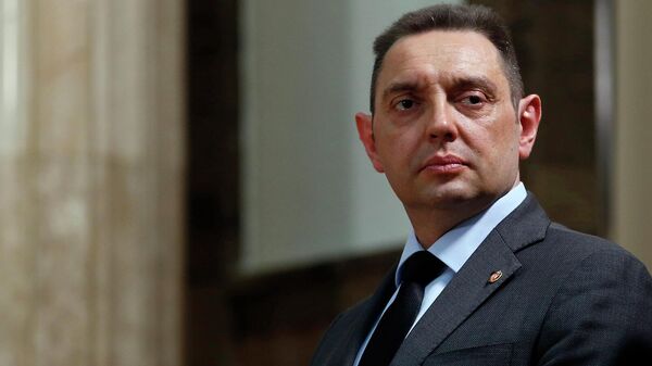 Министр обороны Сербии Александр Вулин - Sputnik Армения
