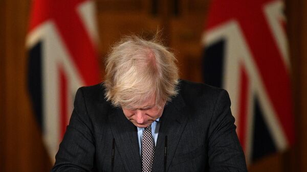 Премьер-министр Великобритании Борис Джонсон во время пресс-конференцию на Даунинг-стрит (26 января 2021). Лондон - Sputnik Армения