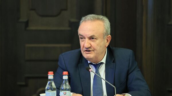 Министр ОНКС Ваграм Думанян  - Sputnik Армения