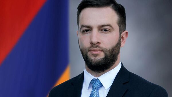Новоназначенный пресс-секретарь Министерства обороны Арам Торосян - Sputnik Армения