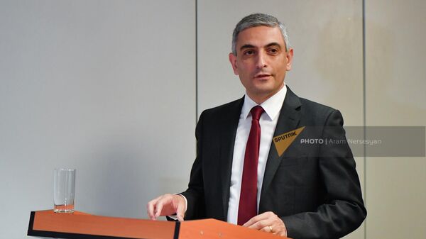 Замминистра высокотехнологичной промышленности Армении Давид Саакян на презентации-конференции стартапов Диаспоры Неруж (25 июля 2022). Еревaн - Sputnik Армения