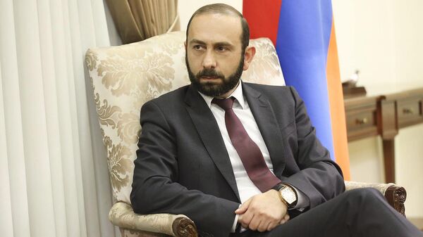 Министр иностранных дел РА Арарат Мирзоян принял российского сопредседателя Минской группы ОБСЕ, спецпредставителя министра иностранных дел РФ Игоря Ховаева (28 июля 2022). Еревaн - Sputnik Армения