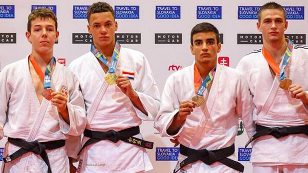 Армянские дзюдоисты завоевали 3 бронзовые медали на Европейском юношеском олимпийском фестивале в Словакии - Sputnik Армения