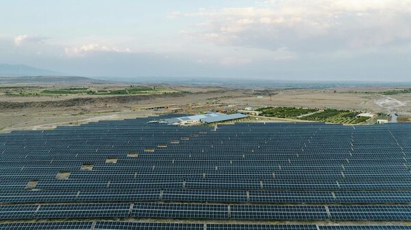 Солнечная станция компании Нью Энерджи в Арагацотнской области - Sputnik Армения