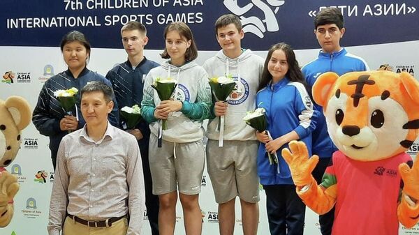 Армянские стрелки завоевали третью медаль на 7-х Международных спортивных играх Дети Азии - Sputnik Армения