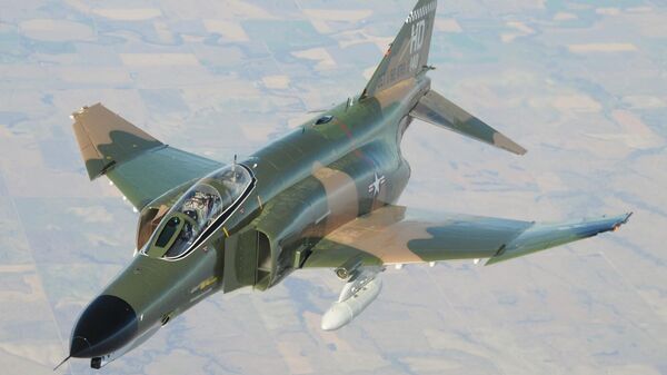 Истребитель F-4E - Sputnik Армения