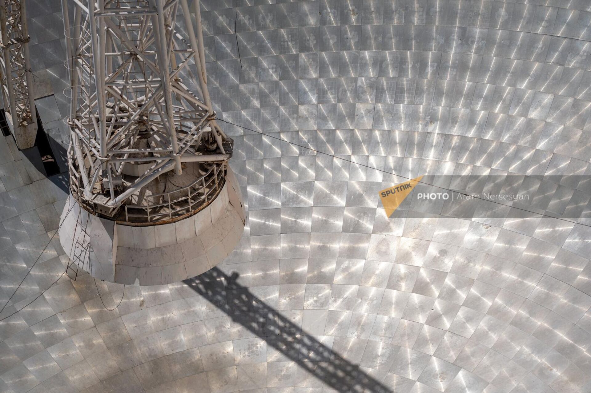 Зеркало обсерватории Париса Геруни - Sputnik Արմենիա, 1920, 25.08.2022
