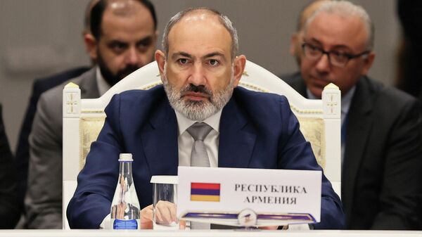 Премьер-министр Никол Пашинян на заседании Евразийского межправительственного совета в расширенном составе (26 августа 2022). Чолпон-Ата - Sputnik Армения