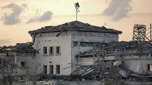 Дом, разрушенный в результате атаки иранских баллистических ракет в Эрбиле (13 марта 2022). Ирак - Sputnik Армения