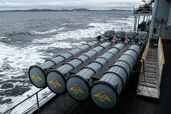«Մարշալ Շապոշնիկով» ռազմանավավի ռուս նավաստիները պատրաստվում են կրակել. «Արևելք-2022» զորավարժություններ - Sputnik Արմենիա