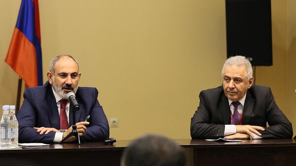 Премьер-министр Никол Пашинян встретился с представителями армянской общины Владивостока - Sputnik Արմենիա