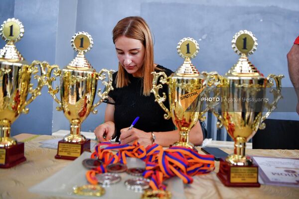Саблистка Яна Егорян  - Sputnik Армения