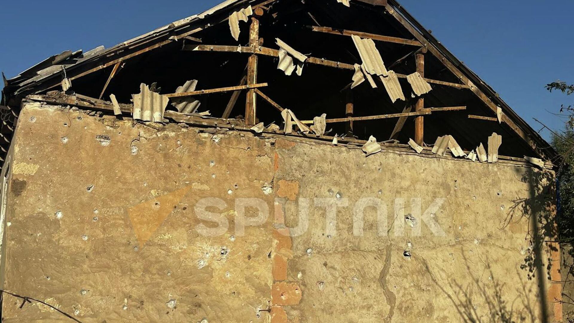 Հրետակոծված տուն Սոթքում - Sputnik Արմենիա, 1920, 13.09.2022