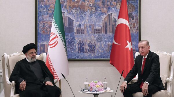 Президенты Ирана и Турции Эбрагим Раиси и Реджеп Тайип Эрдоган - Sputnik Армения