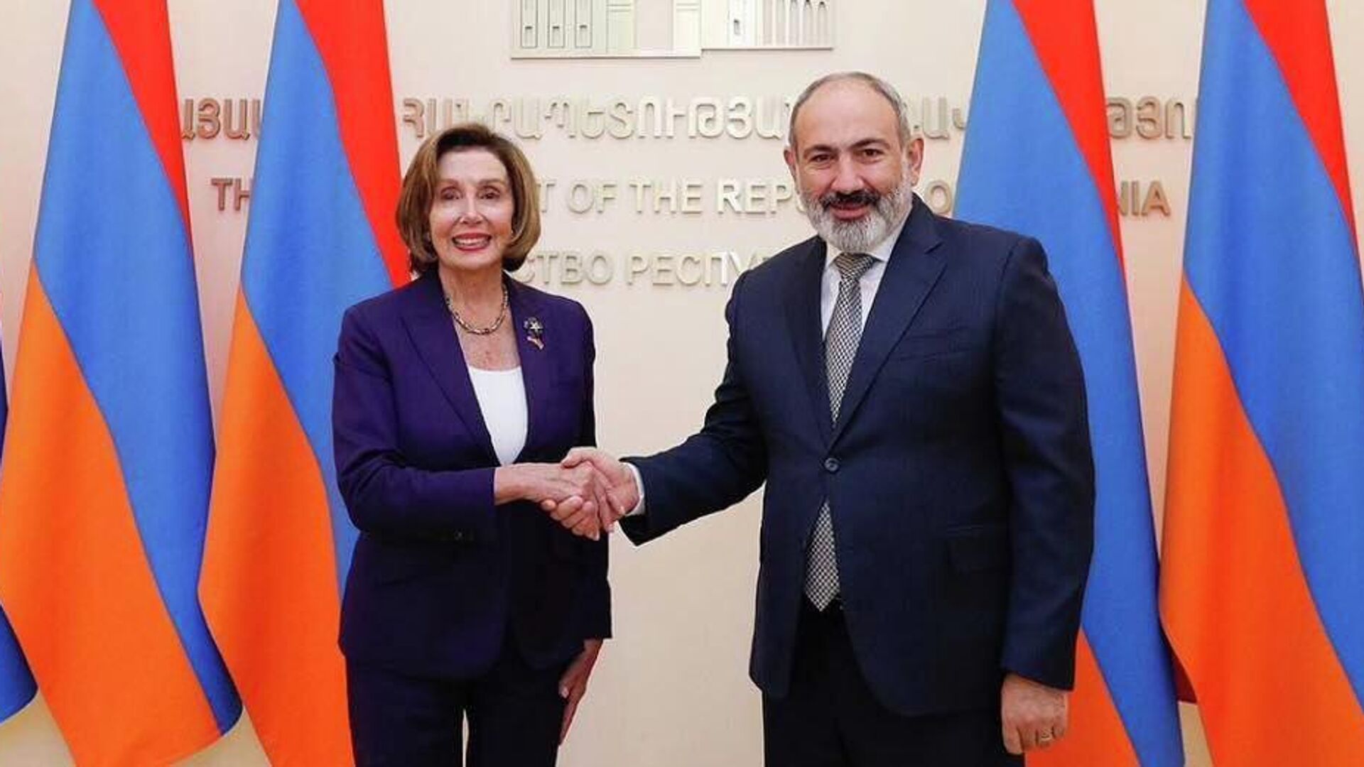 Пашинян провел переговоры с Пелоси в Ереване. Первые кадры - 18.09.2022, Sputnik Армения
