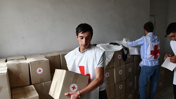 Армянское общество Красного Креста собирает гуманитарную помощь на основании строгой потребности в Гегаркуникскую, Вайоцдзорскую и Сюникскую области (23 сентября 2022). Еревaн - Sputnik Армения