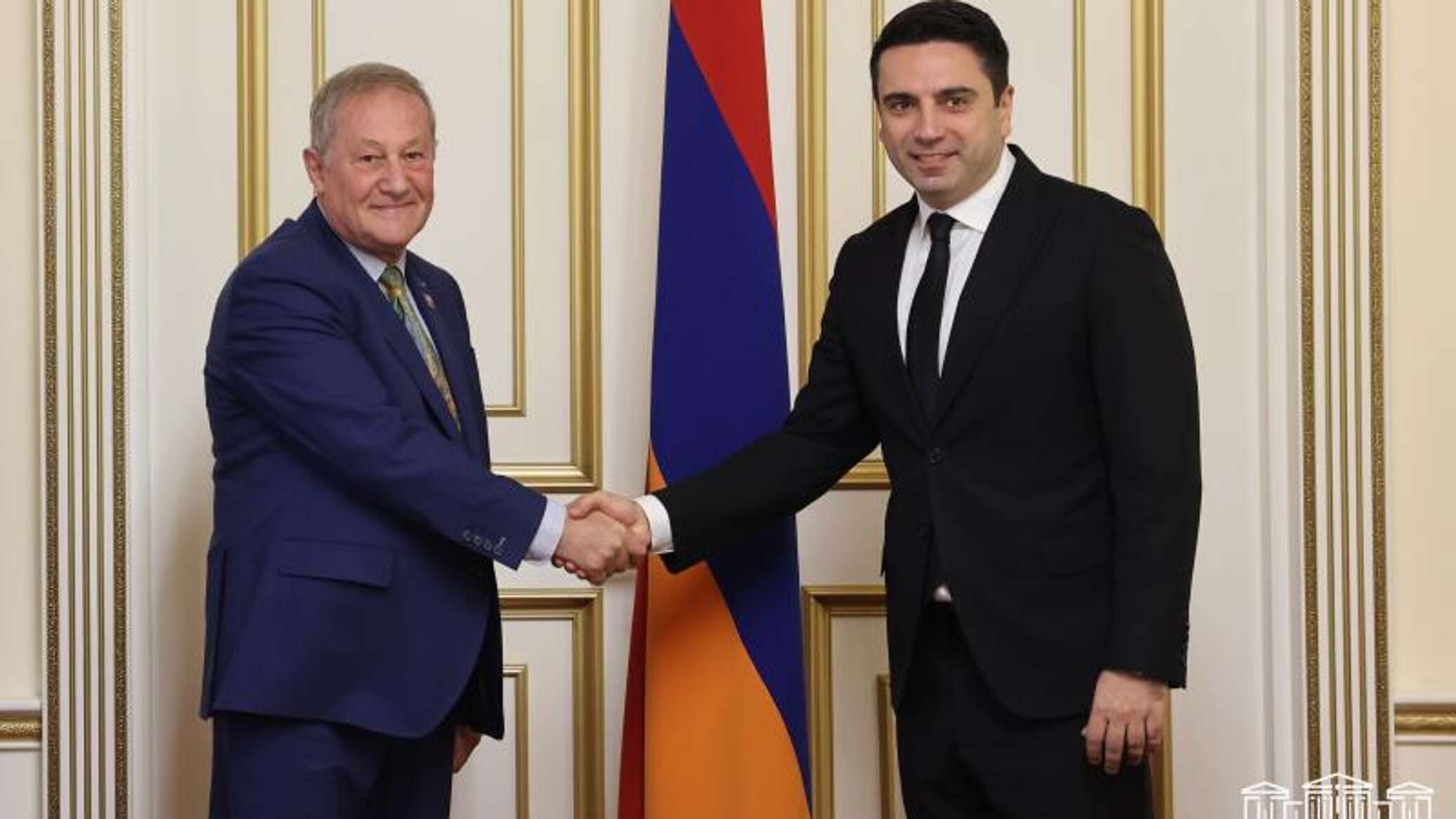 Армения и россия отношения последние новости. Глава Армении 2022.